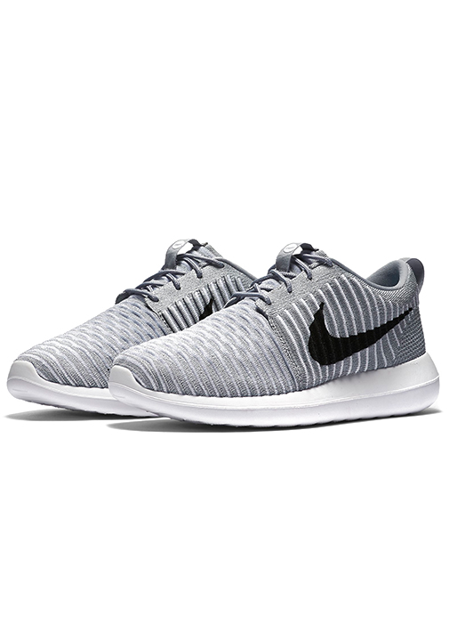 Roshe Two Flyknit Wolf Grey data-zoom-image=