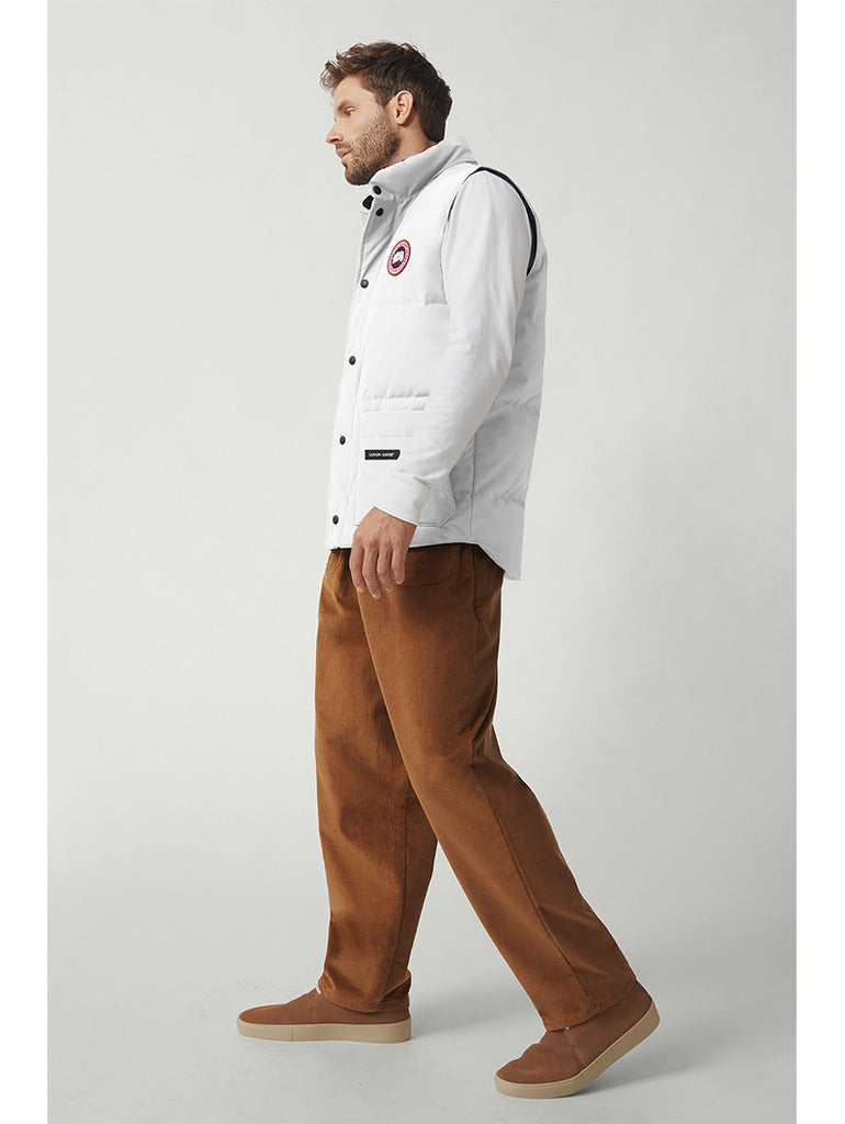 Freestyle Crew Vest White Mens data-zoom-image=