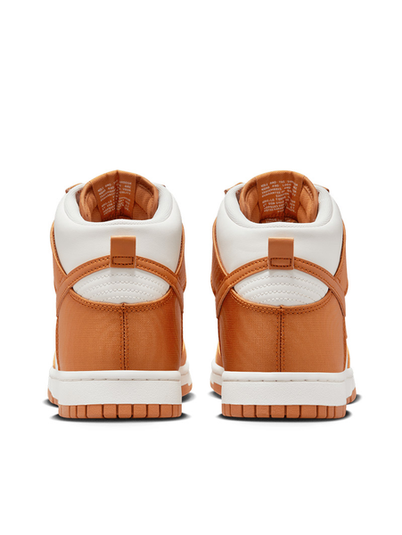 Dunk High Retro SE Monarch Sail | Nike | Bricks and Bonds