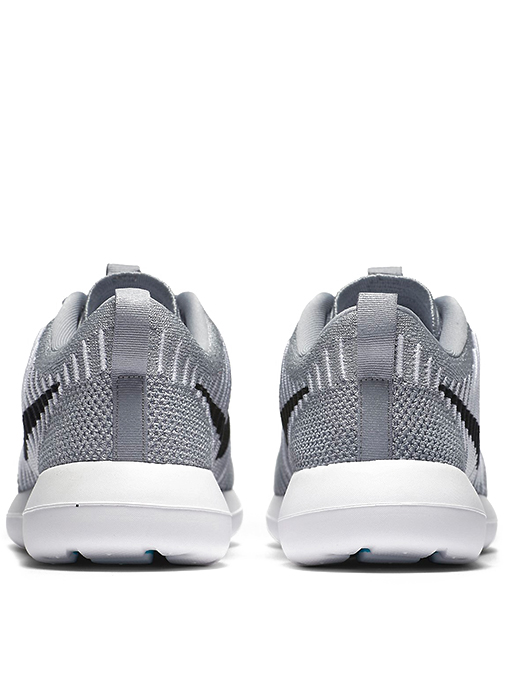 Roshe Two Flyknit Wolf Grey data-zoom-image=