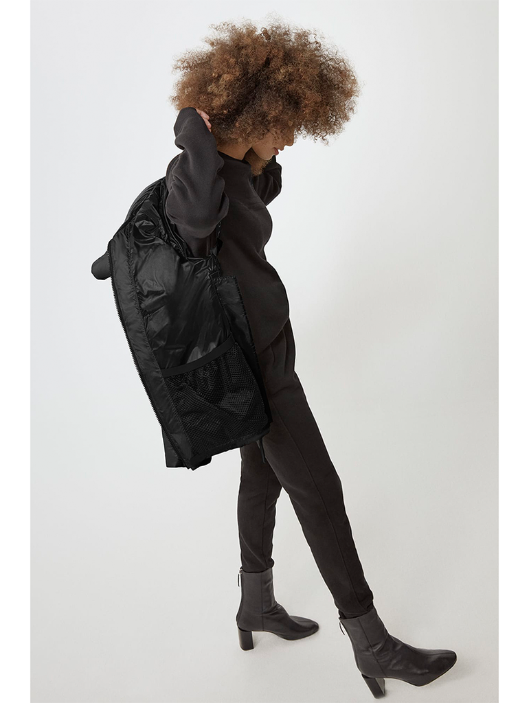 Cypress Puffer Black Label Womens Black data-zoom-image=