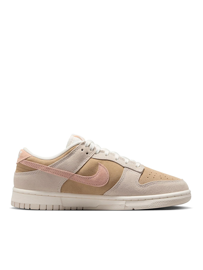 Dunk Low Phantom Washed Coral data-zoom-image=