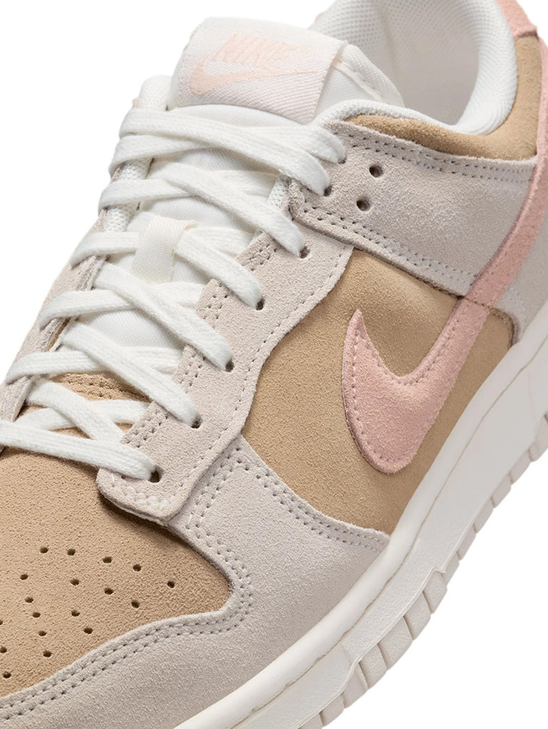 Dunk Low Phantom Washed Coral data-zoom-image=