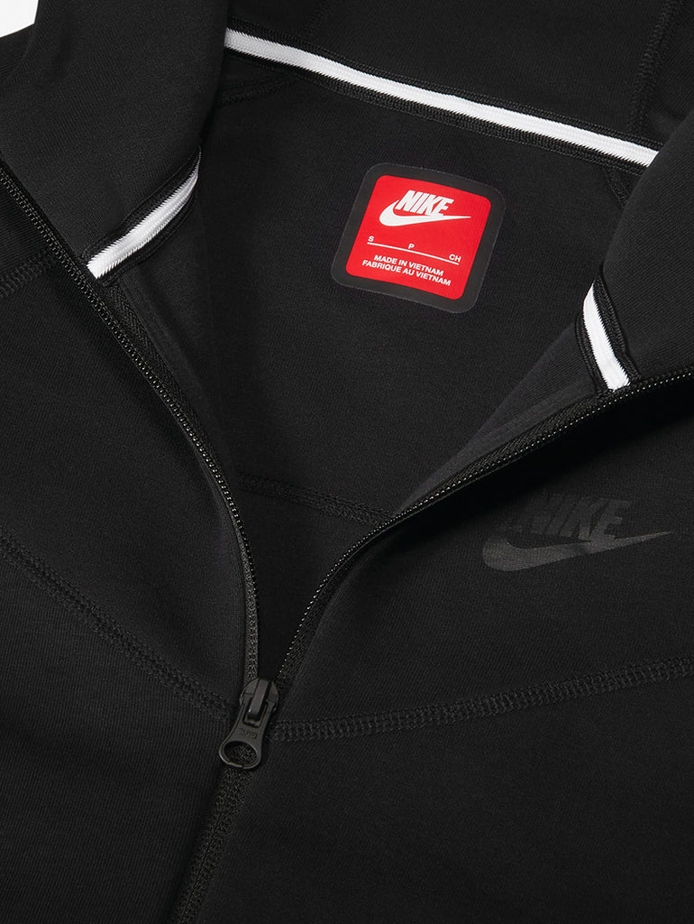 Sportswear Tech Fleece Older Kids (Boys) Full-Zip Hoodie Black data-zoom-image=