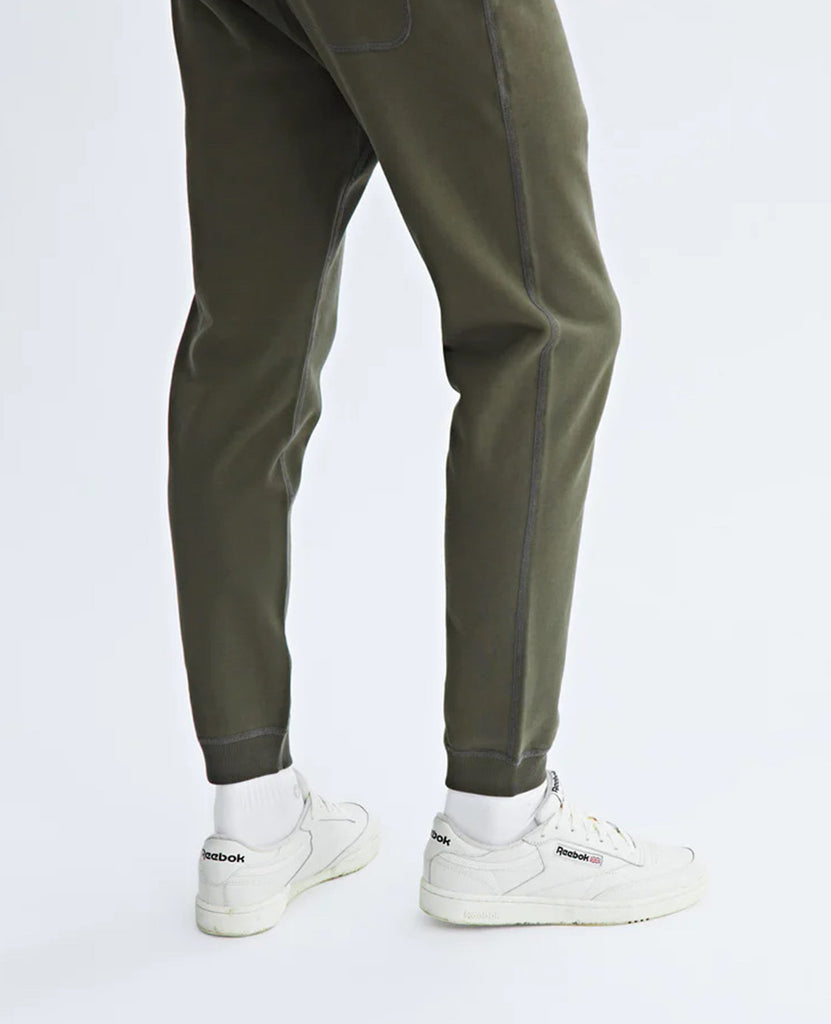 Midweight Terry Slim Sweatpant FIR data-zoom-image=