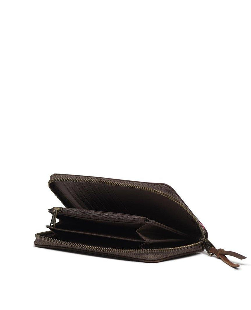 Thomas Wallet  Nubuck Brown data-zoom-image=