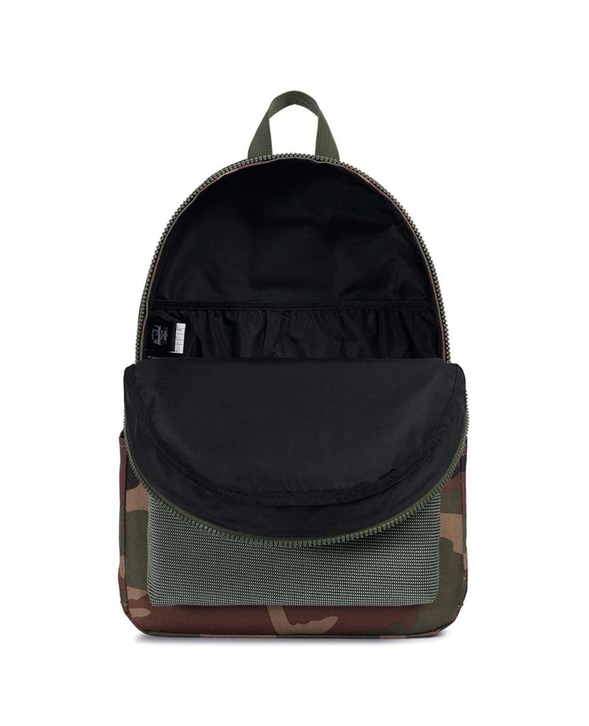 Winlaw Backpack XL Studio Camo data-zoom-image=