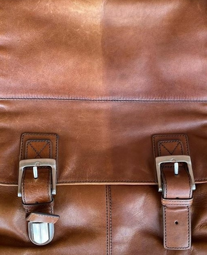 Shoe Shine kit with 2 Format of 75 g data-zoom-image=