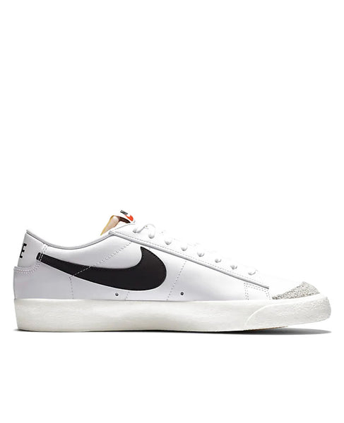 Blazer Low '77 Vintage White Nike Bricks and Bonds