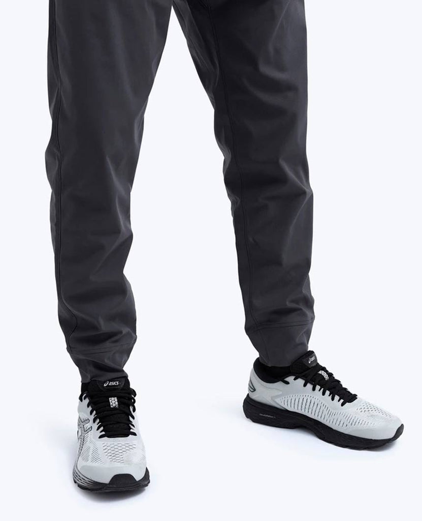 Coach's Jogger Primeflex Charcoal data-zoom-image=