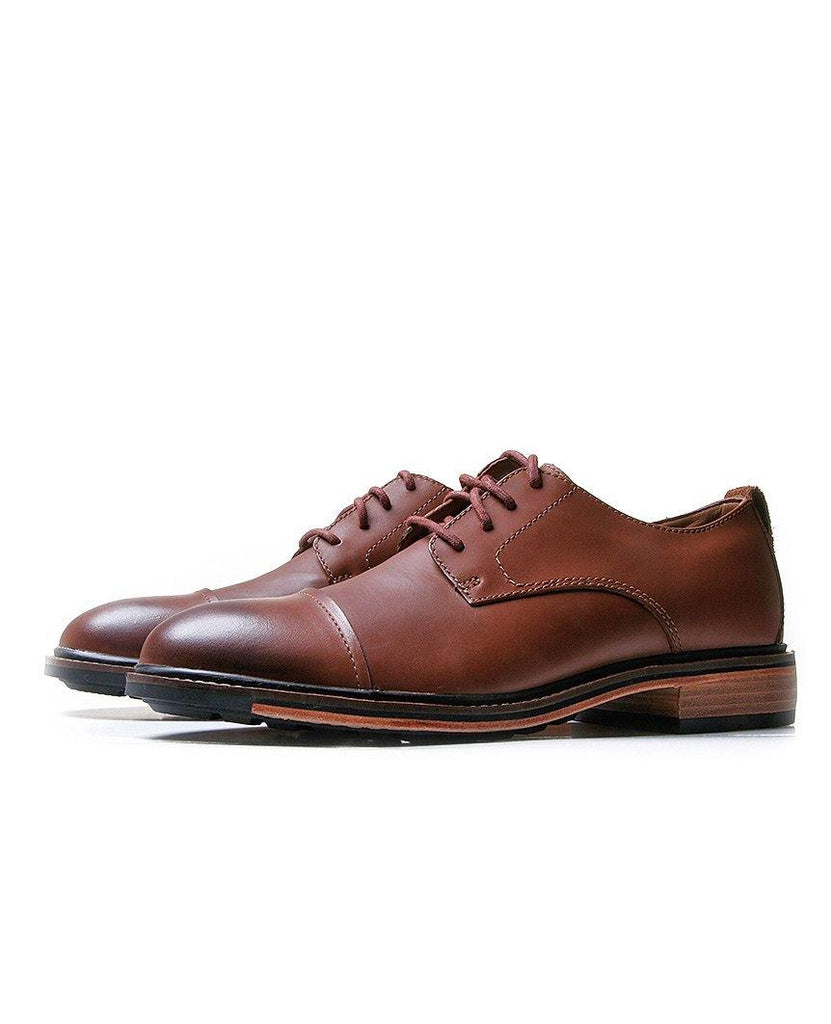 Bostonian Costigan Cap WP Dark Tan Leather data-zoom-image=