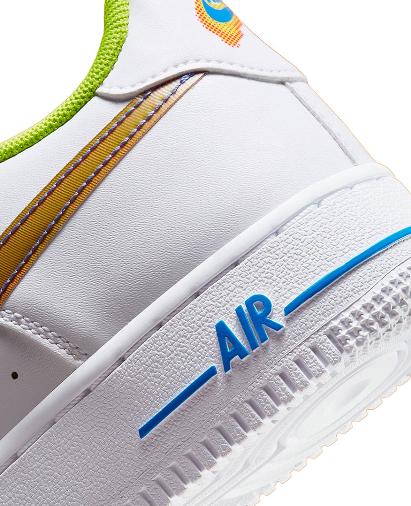 Air Force 1 LV8 (GS) White data-zoom-image=