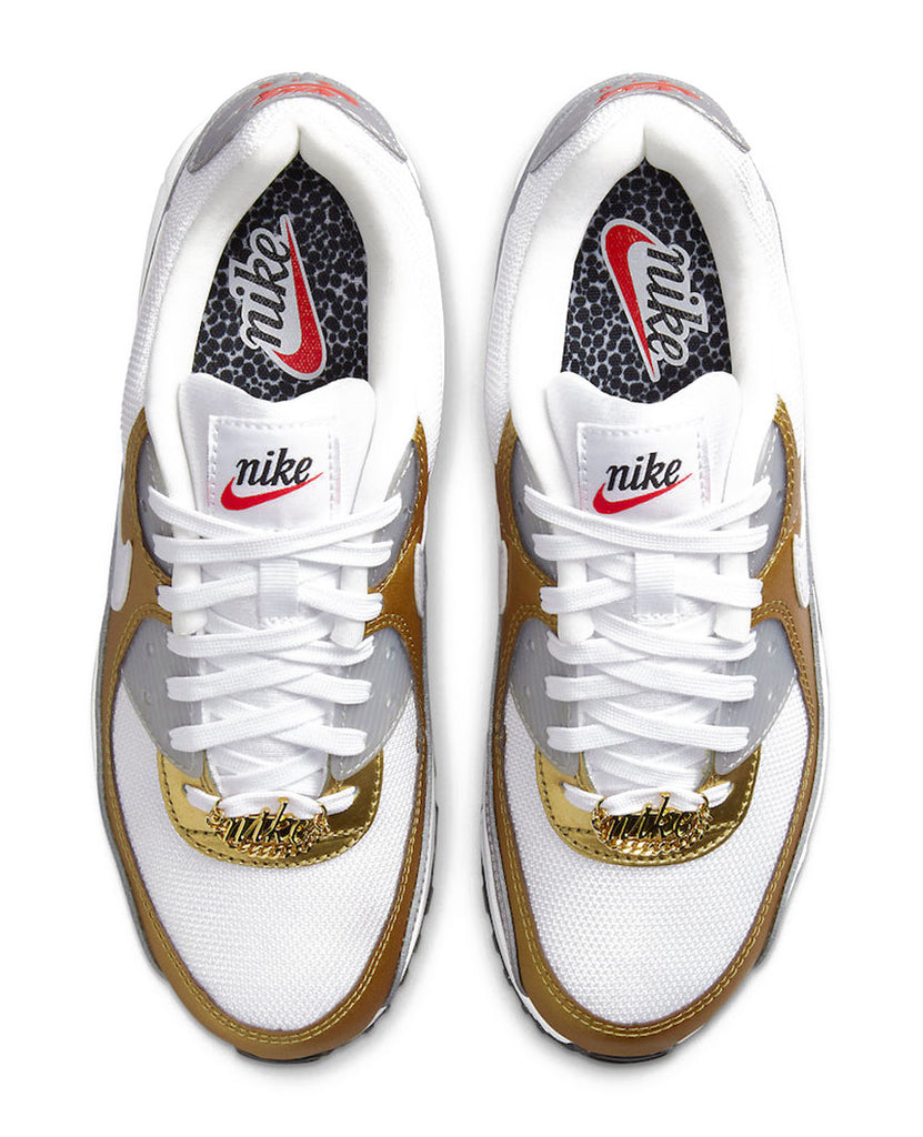 Air Max 90 SE  Womens  Gold Silver data-zoom-image=