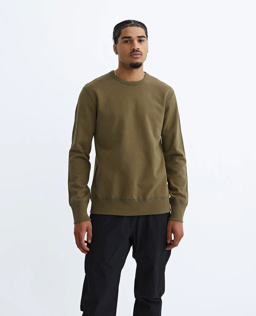 Midweight Terry Crewneck Moss data-zoom-image=