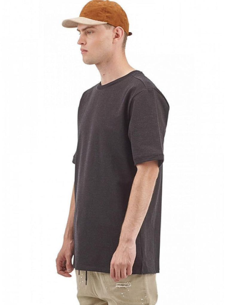 Overlayer Black Wash data-zoom-image=