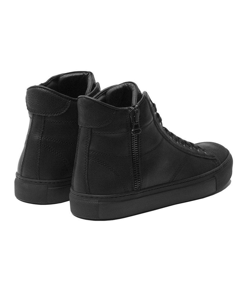Classic Hi Leather Black data-zoom-image=