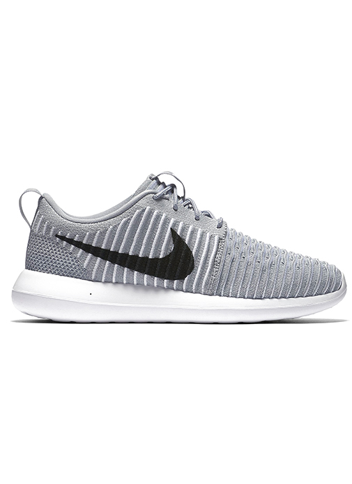 Roshe Two Flyknit Wolf Grey Nike Bricks and Bonds