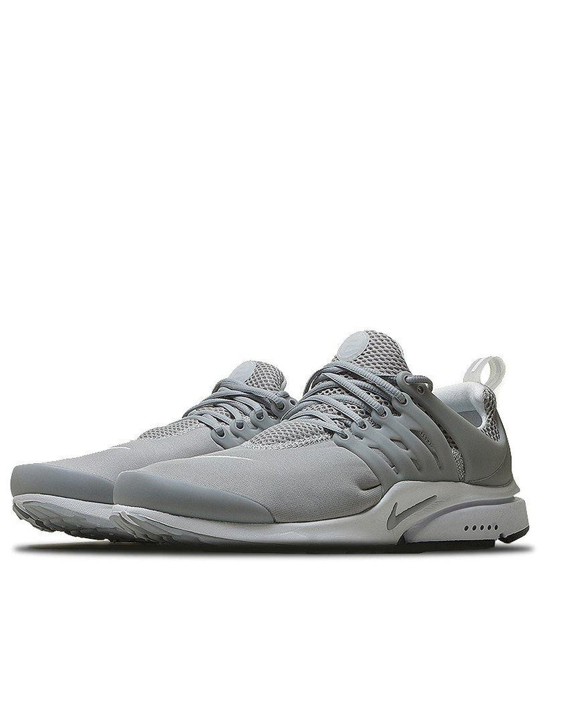 Air Presto Essential Wolf Grey Nike Bricks and Bonds