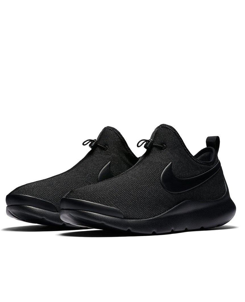 Nike aptare se sales all black